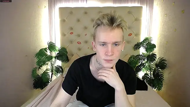 AlexxSweet online show from 03.23.25