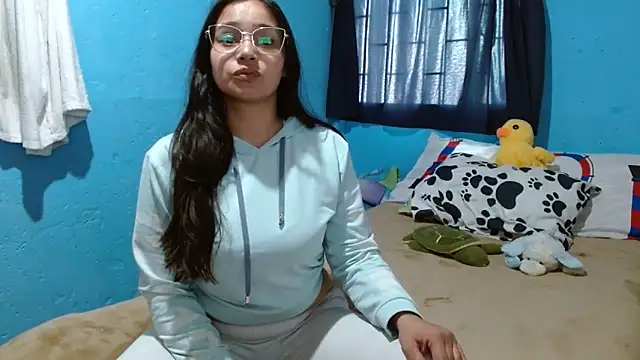 Snapshot of clarisse69 chatting on 02.03.25 clarisse69 online show from 02.03.25