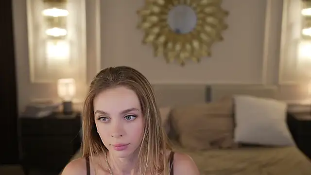 Snapshot of Anabelka054 chatting on 10.16.25 Anabelka054 online show from 10.16.25