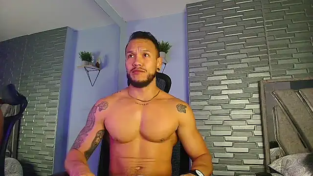 ARON TAYLER01 online show from 02.18.26