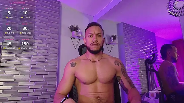 ARON TAYLER01 online show from 04.21.26