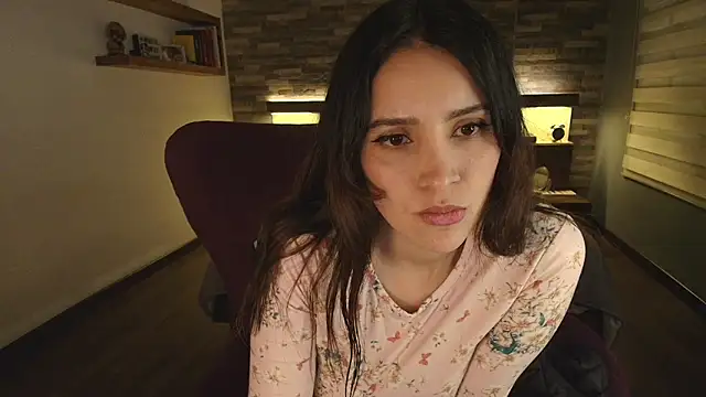 alicewilloww online show from 10.14.25