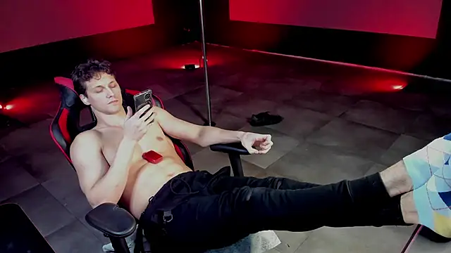 dirty-boss online show from 03.20.25