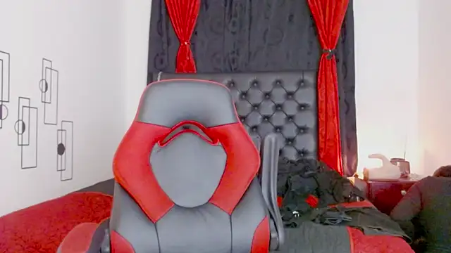 misslombana online show from 09.14.25