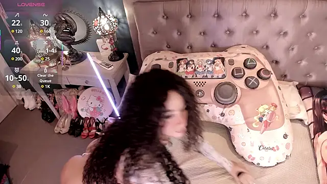 Snapshot of Orianna_reed_ chatting on 02.13.25 Orianna reed  online show from 02.13.25