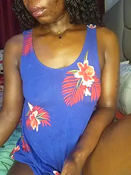 NicRaisaa online show from 05.05.26