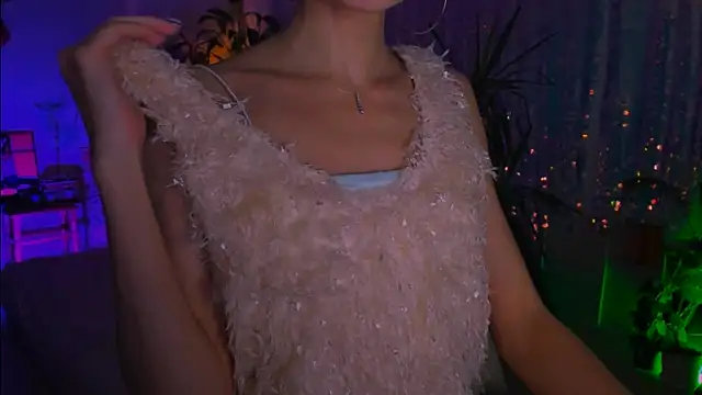 poli   online show from 11.22.25