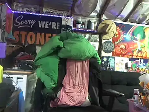 CloudDadddyyy420 online show from 02.09.25