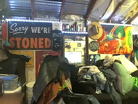 CloudDadddyyy420 online show from 03.20.25