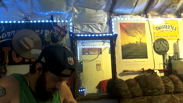 CloudDadddyyy420 online show from 09.15.25