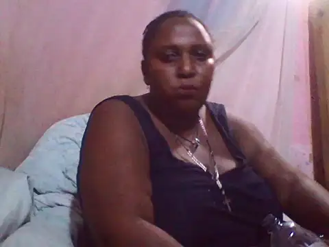 Snapshot of big_clits chatting on 11.03.25 big clits online show from 11.03.25