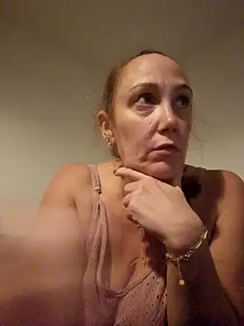 Wisie Cutie online show from 10.11.25