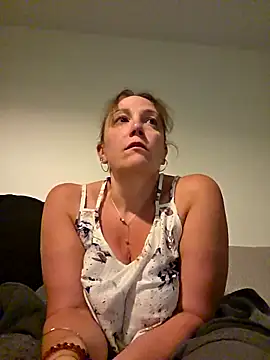 Wisie Cutie online show from 04.23.26