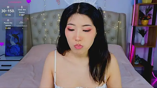 Snapshot of Wendy__Hills chatting on 03.02.25 Wendy Hills online show from 03.02.25