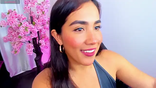 KAROLIVONNE online show from 07.02.26