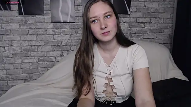 MollyBrams online show from 12.12.24