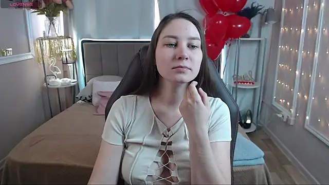 MollyBrams online show from 02.23.25