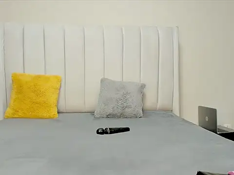  heavenlysent online show from 10.20.25