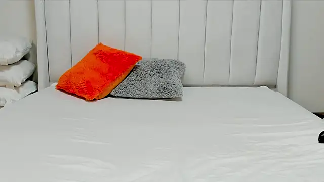  heavenlysent online show from 04.22.26