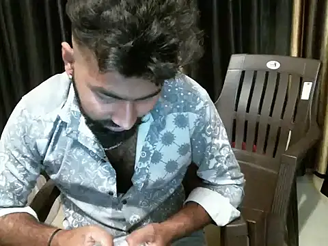 Snapshot of indian2 chatting on 12.16.24 indian2 online show from 12.16.24