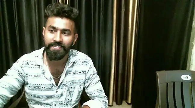 Snapshot of indian2 chatting on 12.20.24 indian2 online show from 12.20.24