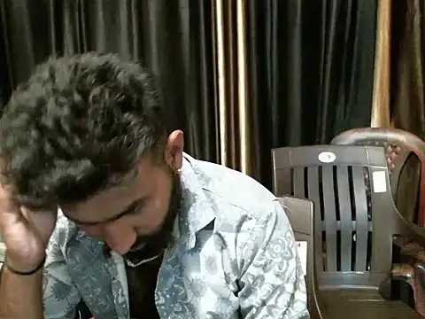 Snapshot of indian2 chatting on 02.05.25 indian2 online show from 02.05.25