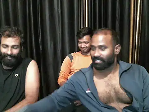 Snapshot of indian2 chatting on 03.12.25 indian2 online show from 03.12.25