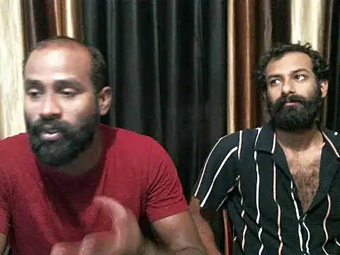 Snapshot of indian2 chatting on 11.21.25 indian2 online show from 11.21.25