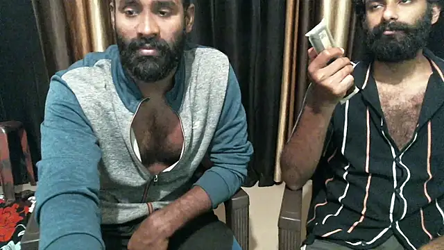 Snapshot of indian2 chatting on 11.22.25 indian2 online show from 11.22.25