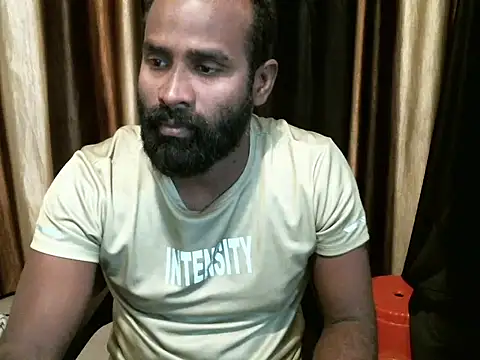 Snapshot of indian2 chatting on 11.24.25 indian2 online show from 11.24.25