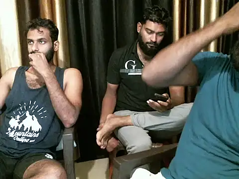 Snapshot of indian2 chatting on 12.02.25 indian2 online show from 12.02.25