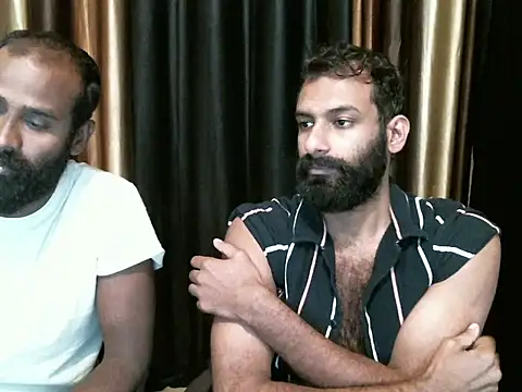 Snapshot of indian2 chatting on 12.17.25 indian2 online show from 12.17.25