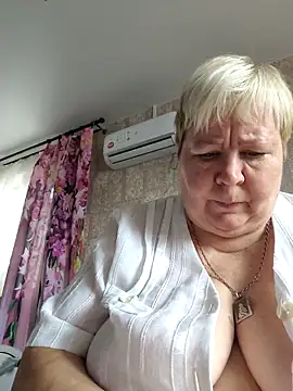 EffectFiona online show from 09.22.25