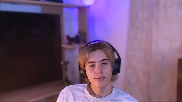 Snapshot of dimitri_tv chatting on 09.11.25 dimitri tv online show from 09.11.25