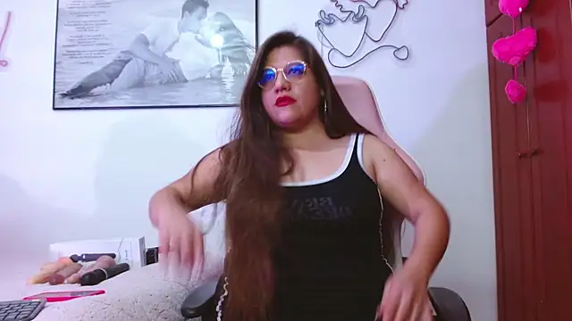 Amelie Rousell online show from 01.20.25