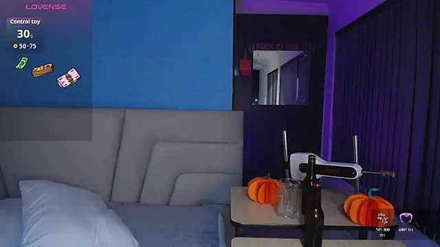 Miss Loise online show from 09.28.25