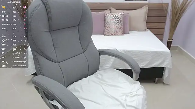 sophia hadid online show from 03.10.26