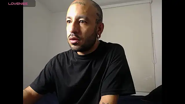 Snapshot of nika_1312 chatting on 03.25.26 nika 1312 online show from 03.25.26