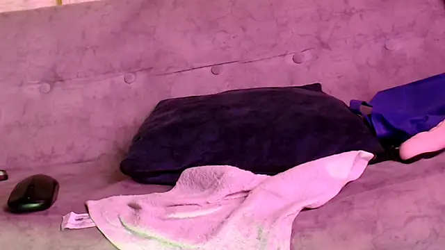 Snapshot of Kenya_Agu chatting on 03.18.25 Kenya Agu online show from 03.18.25