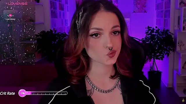 BratzieDarsie online show from 03.07.25