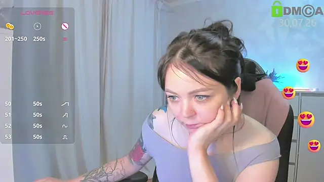 Snapshot of AnnyHoney_ chatting on 07.30.26 AnnyHoney online show from 07.30.26