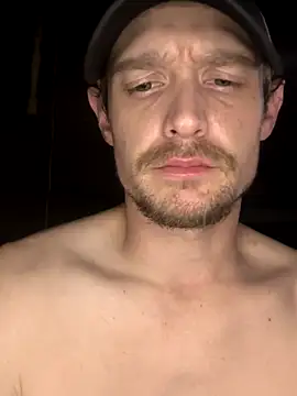 Snapshot of Midwestalpha chatting on 11.10.25 Midwestalpha online show from 11.10.25