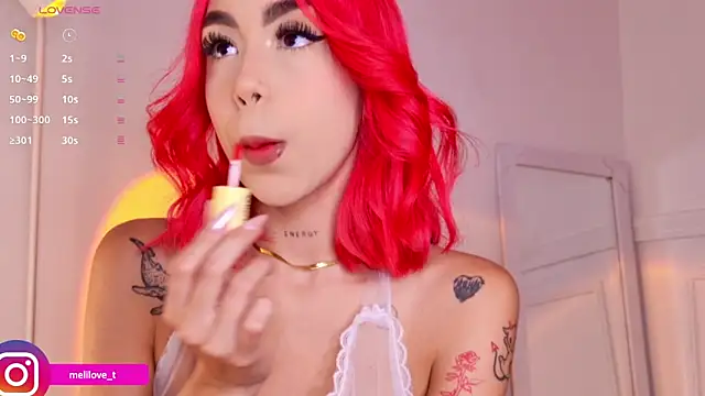 Mely-taylor online show from 02.05.25