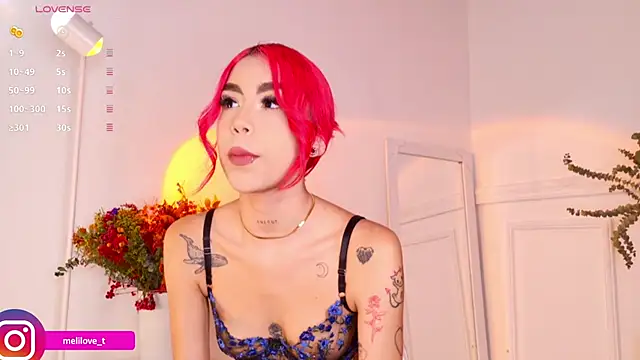 Mely-taylor online show from 02.06.25