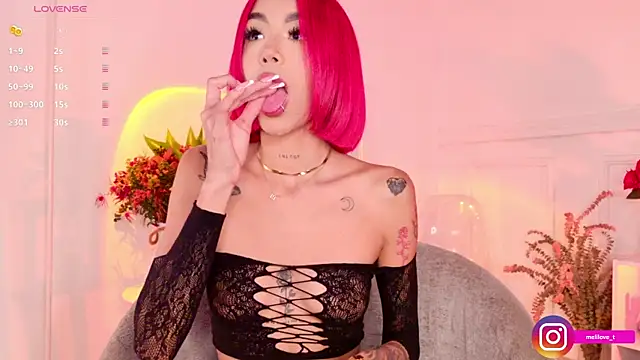 Mely-taylor online show from 09.23.25