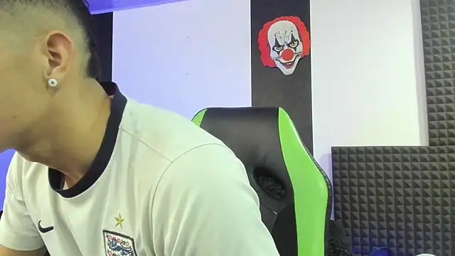 jhonnysnow17 online show from 02.23.25