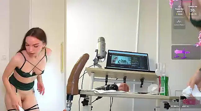 Miss69Ri99 online show from 02.11.25