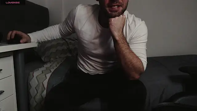 cutehairymacho online show from 02.18.25