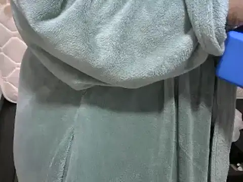 Snapshot of Lelety79 chatting on 02.23.25 Lelety79 online show from 02.23.25