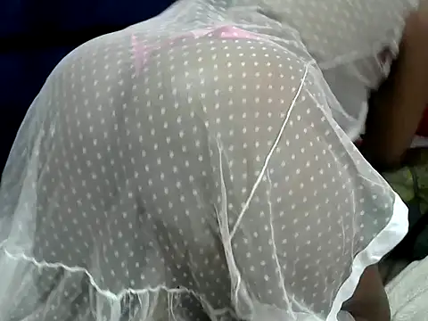 Snapshot of Lelety79 chatting on 09.12.25 Lelety79 online show from 09.12.25